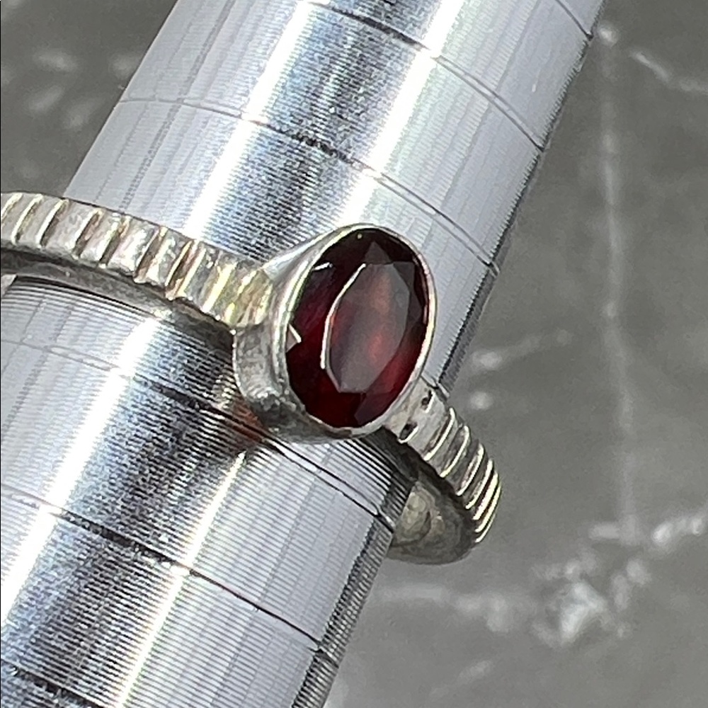Sterling Silver Garnet Oval Ring - image 5